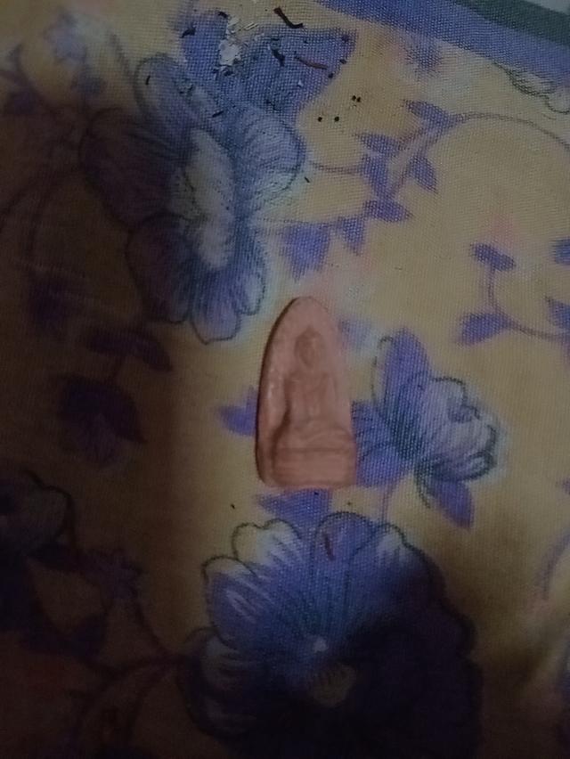 พระรอดสภาพไม่ผ่านการใช้งานเก่ามือเเรกเกรดเอ