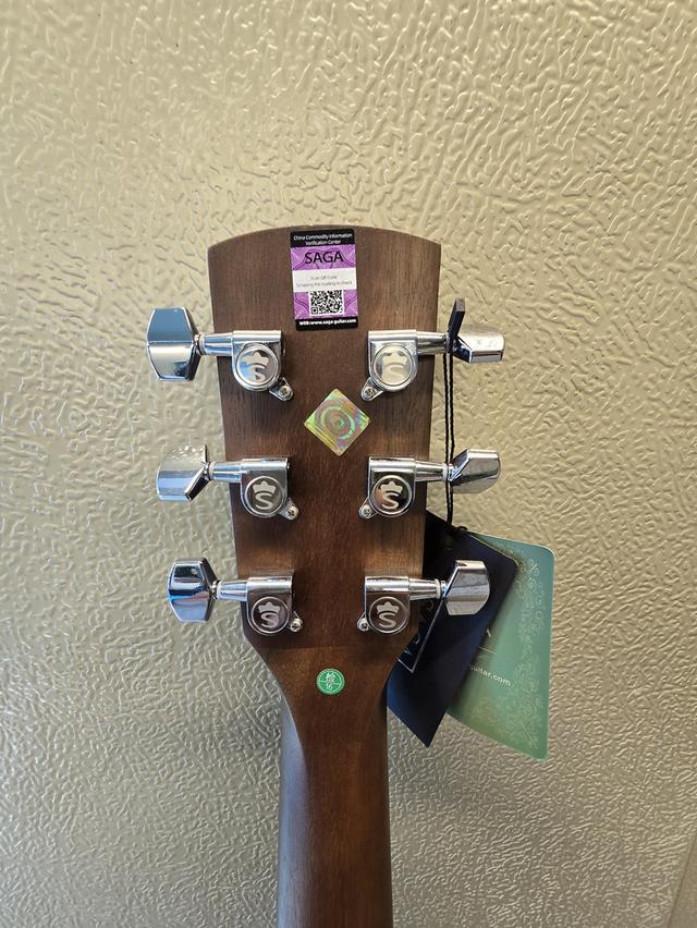 กีต้ารุ่น SAGA SF600C 5
