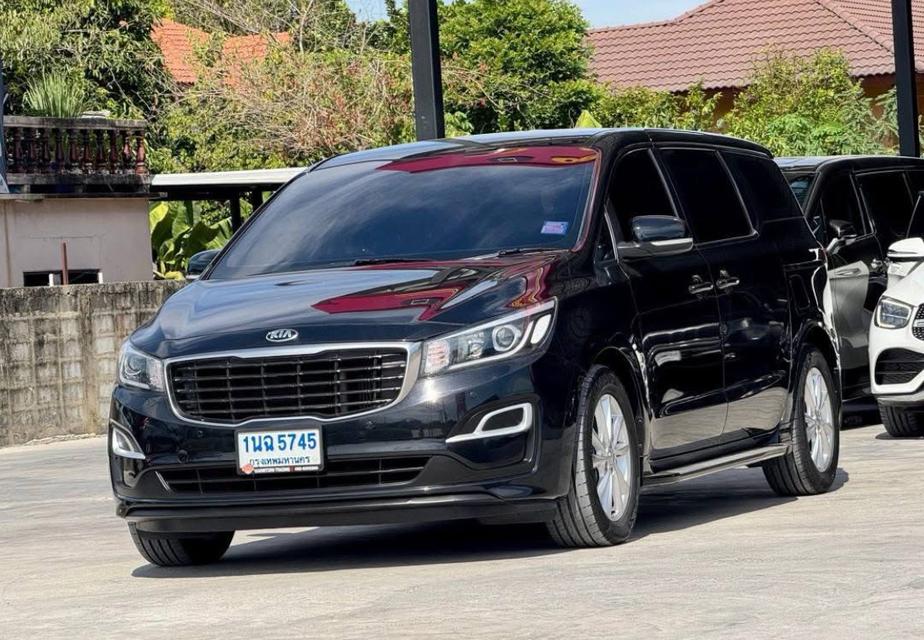 KIA GRAND CARNIVAL 2.2 EX ปี 2020 สวยมาก