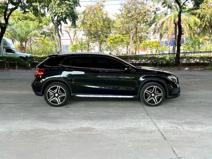 ขายรถ Benz GLA250 W156  ปี 2016 สีดำ เกียร์ออโต้ รูปที่ 8