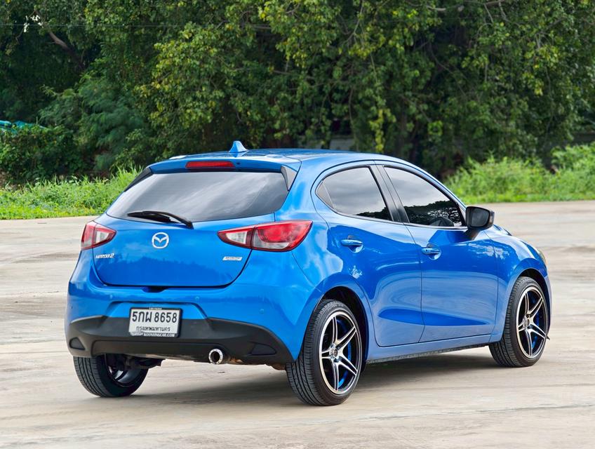 MAZDA 2 SKYACTIVE Hatch 4dr Sports Standard Auto 6sp FWD 1.3i (เบนซิน) ปี 16 สีน้ำเงิน  เกียรออโต้