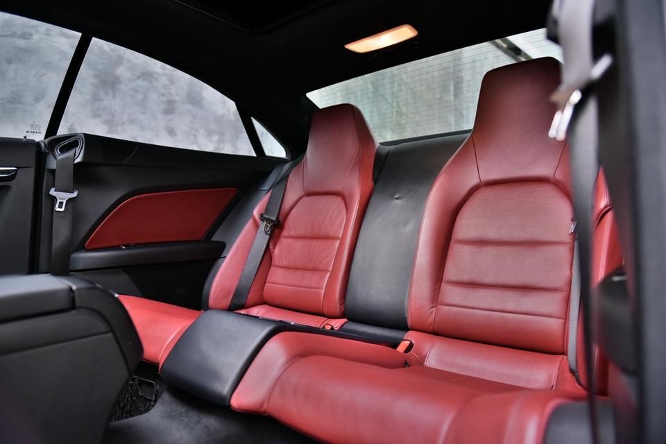 🎖️2012 BENZ E-CLASS, E250 CGI Coupe W207🎖️ รูปที่ 10