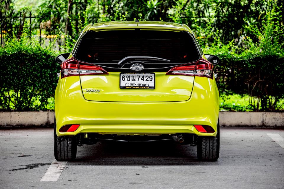 Toyota Yaris Ativ 1.2Entry ปี 2018 สีเหลือง สภาพใหม่มากๆ  7