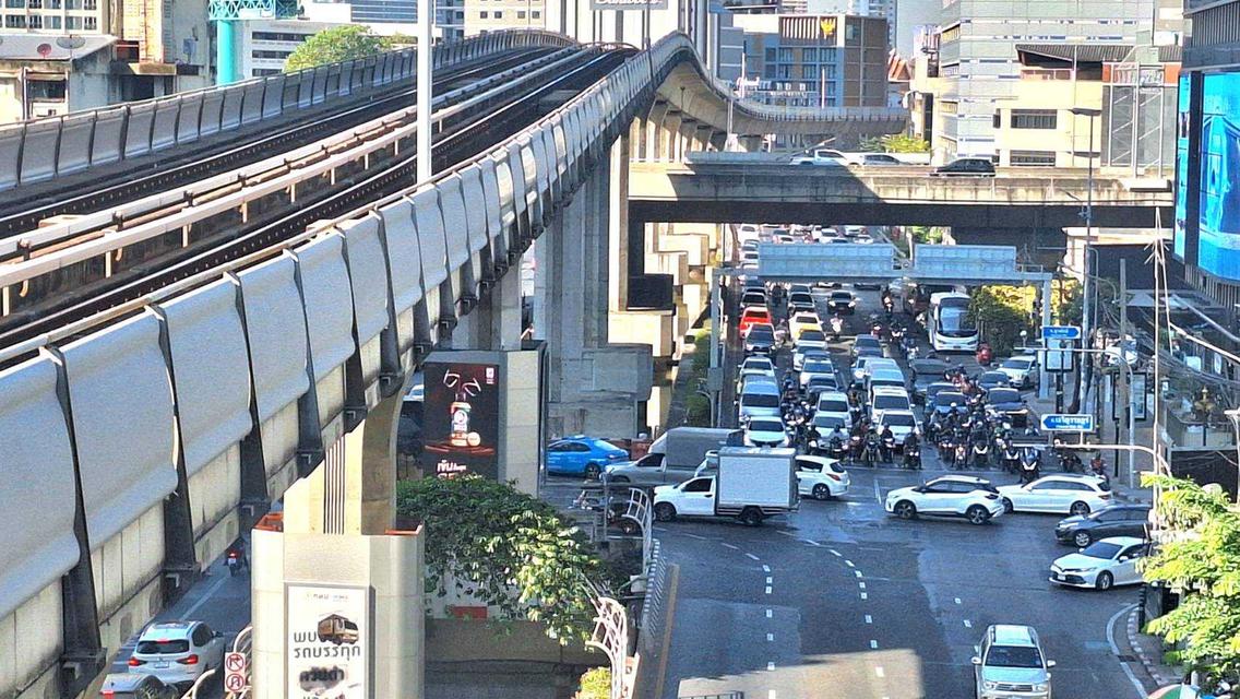 ขายอาคารพาณิชย์ 6 คูหาติดกัน สีลม บางรัก เนื้อที่ 121.10 ตร.ว. แขวงสุริยวงศ์ เขตบางรัก กรุงเทพมหานคร 8