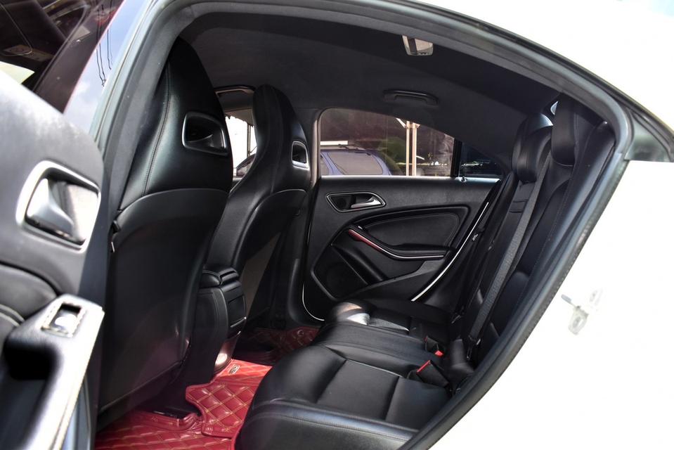 รหัสรถ PB3302 BENZ CLA 180 W117 AUTO 2015 เบนซิน รูปที่ 20