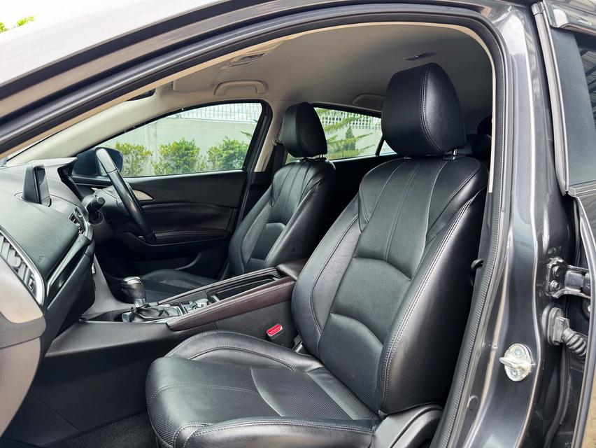 รหัสรถ AVA7370 🦀 Mazda3 Sport Hatchback 2.0 Skyactive 2.0 S  ปี 2018  10