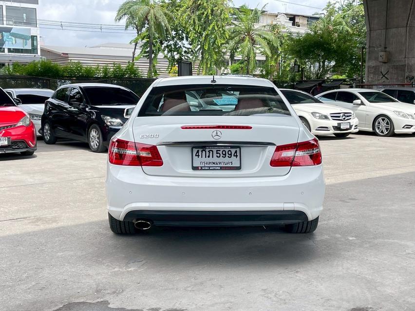 รหัสรถ WMT5994 BENZ E200 CGI COUPE ปี 2015  4
