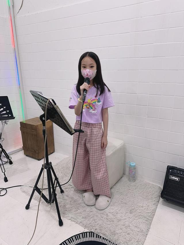 รับสอนร้องเพลง ที่ Fin Music School 6