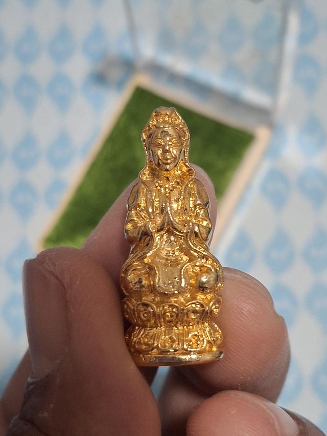 เจ้าแม่กวนอิมหลวงปู่ฉาบ วัดคลองจันทร์ ปี 2540 เนื้อกะไหล่ทอง จ.ชัยนาท 2
