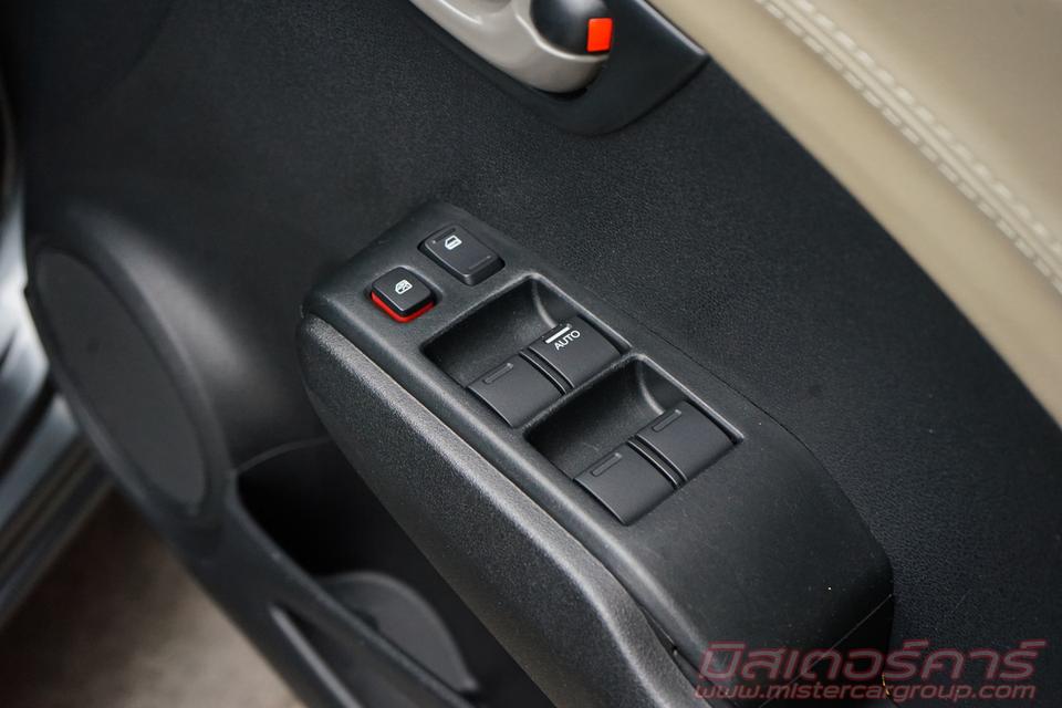 2012 HONDA JAZZ 1.5 V ( 4899 ) 16