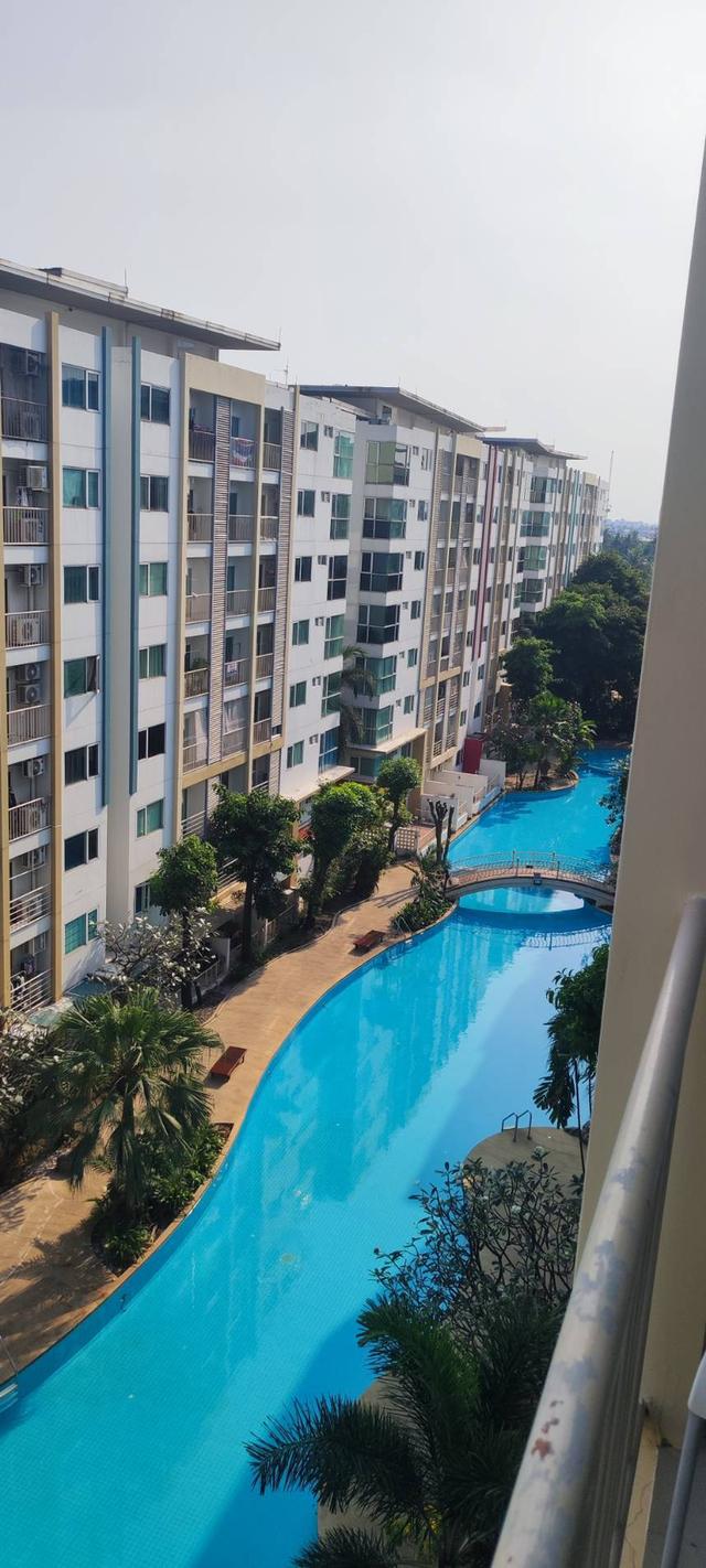 คอนโดมิเนียม เมโทรพาร์ค 1