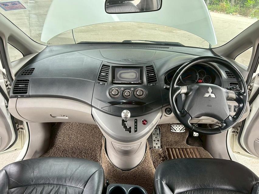 Mitsubishi Space  Wagon 2.4 GLS AT ปี 2011 11