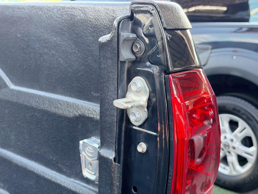 Toyota Revo 2.4E ปี18 18