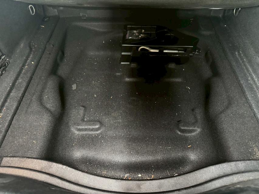 ขายด่วน! Mercedes-Benz CLA 180 W117 AT ปี 2016 รถสวยมือเดียว สภาพดี พร้อมขับทันที! 18