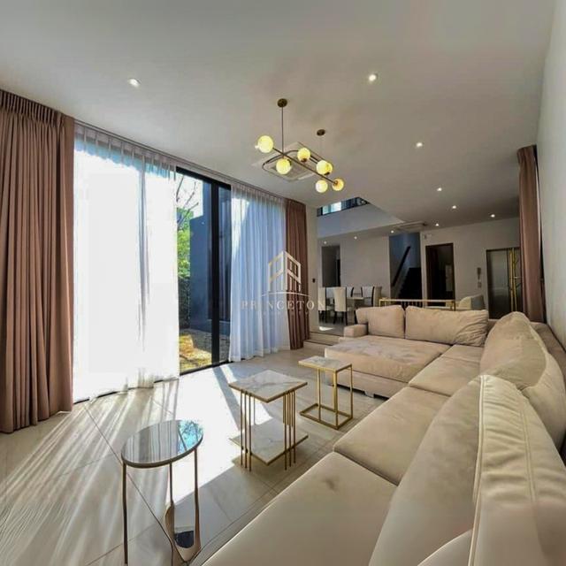 ให้เช่าบ้านหรู โครงการ บูก้าน กรุงเทพกรีฑา บ้านเดี่ยวระดับ Super Luxury จาก แสนสิริ