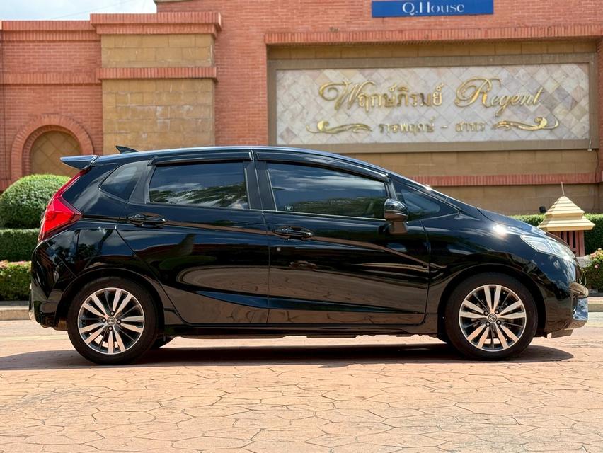 รหัสรถ PJP758 2015 HONDA JAZZ 1.5 SV i-VTEC 3