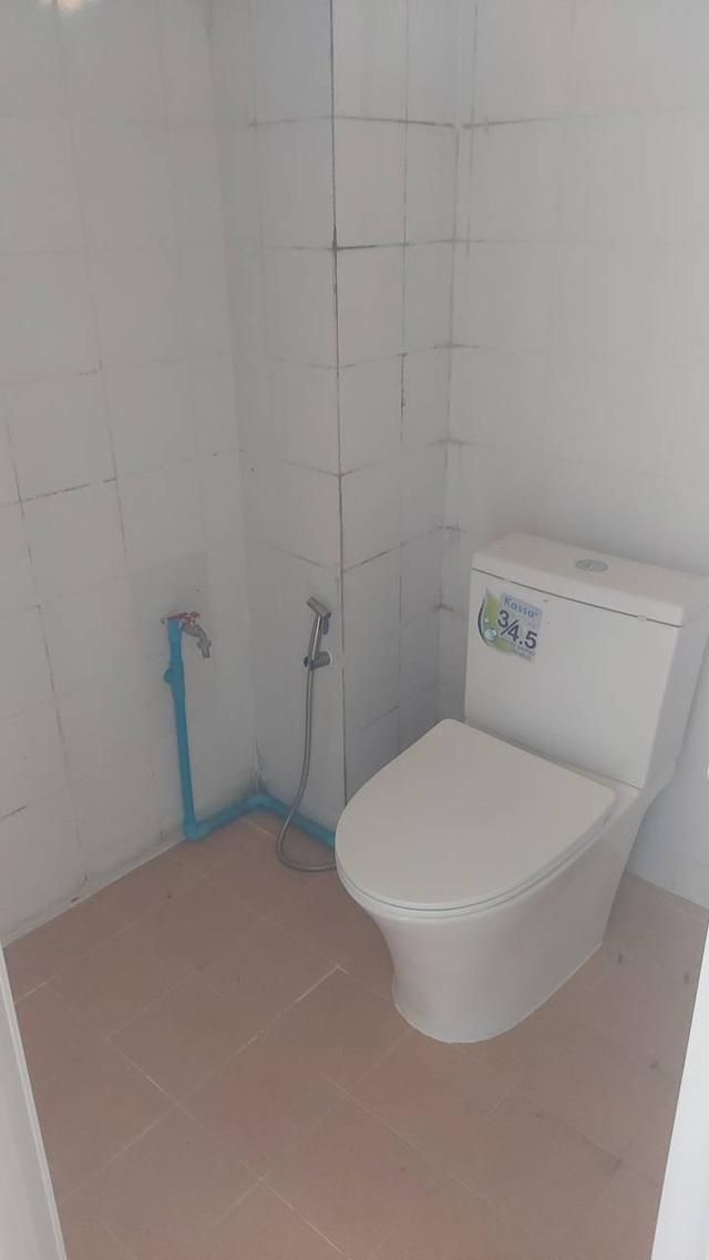 ขาย-ให้เช่า ตึกแถว 4.5 ชั้น มีดาดฟ้า 8