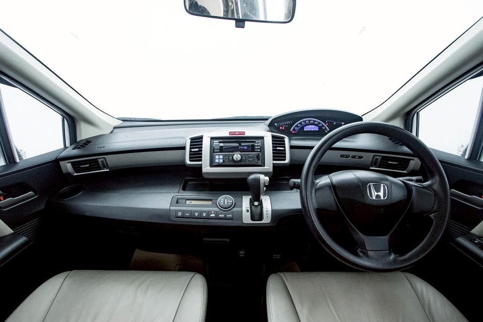 รหัสรถ 1E187 FREED 1.5 SE 2013 8