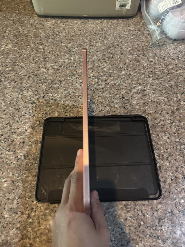 ขายiPadAir4สีใหม่หายากPink64กิ๊กWifi Celluerใส่ซิมได้ไร้รอยจอใสขาวไม่มีไบร้ไม่มีเหลืองหายากมากๆ