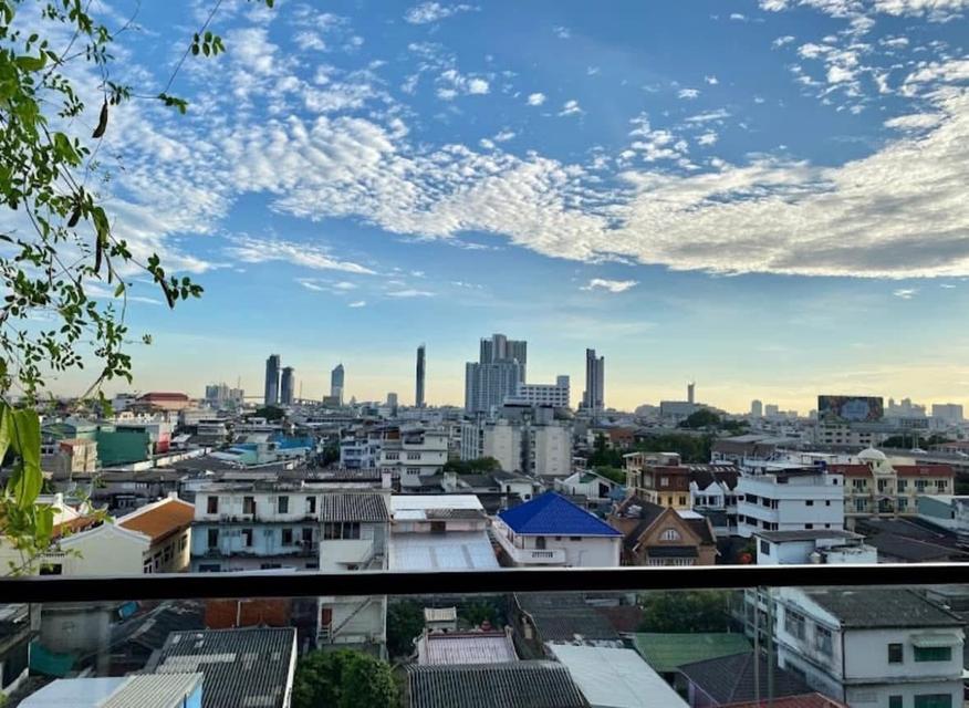 BLOSSOM CONDO SATHORN CHAREONRAT 1