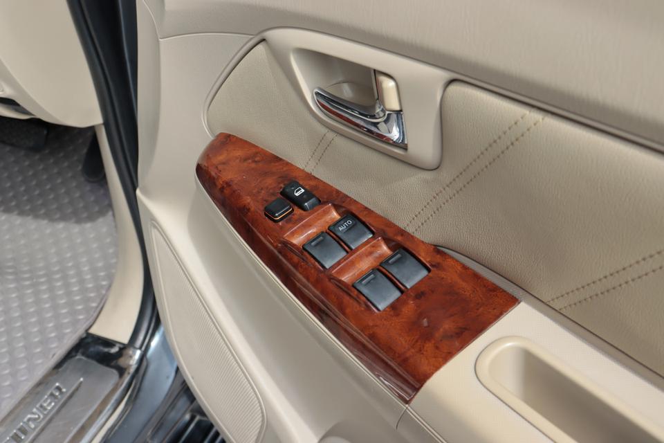 TOYOTA FORTUNER 2.7 V 4WD (LPG) 2005 18