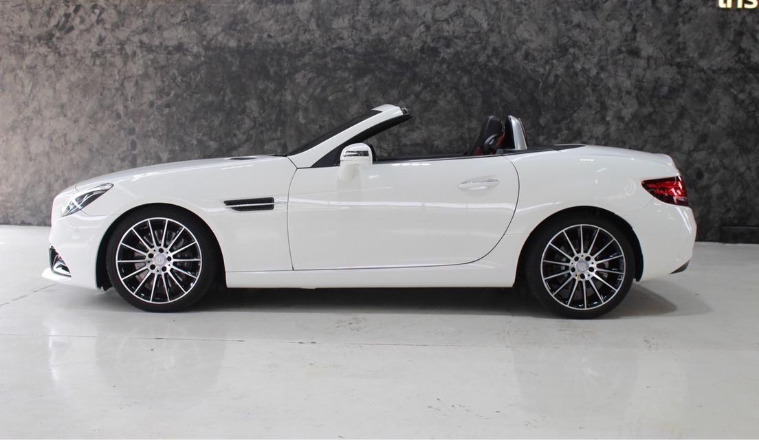 รหัสรถ JRS4000 Mercedes-Benz SLC 300 ปี 2017 AMG Dynamic