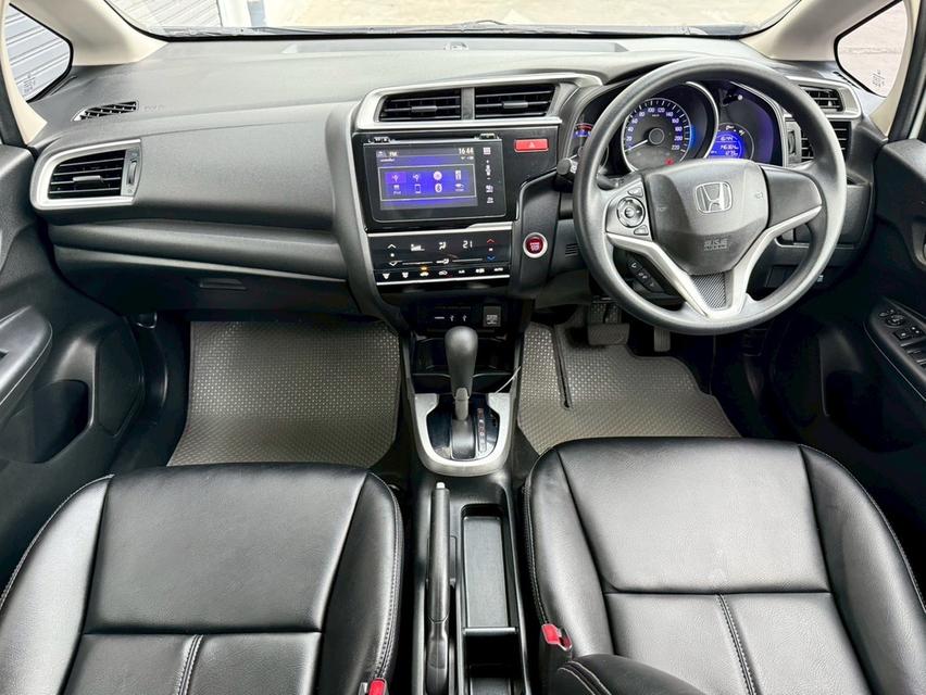 HONDA JAZZ 1.5V+ i-VTEC 2016 สีขาว 6