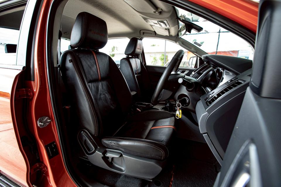 Ford Ranger 2.2 Wildtrak Hi-Lander Double Cab เกียร์ AT ปี 2015 สีส้ม  13