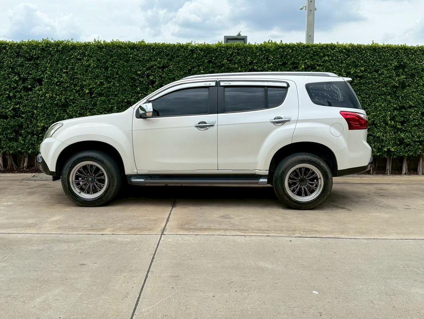 ขาย Isuzu MU-X 3.0Dvd ปี14
