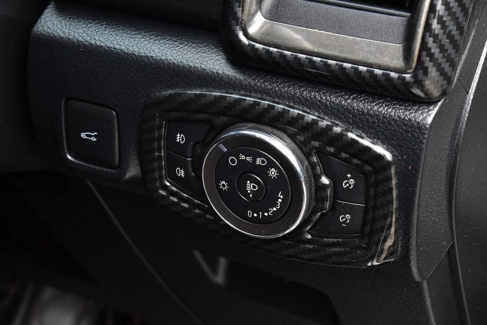 (แจ้งรหัสรถ PB8518) FORD EVEREST 2.0 TITANIUM+ Auto ปี 2020 รูปที่ 13