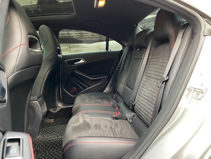 Mercedes-Benz CLA250 AMG Sport ปี 2013 เลขไมล์ 69,xxx km 12
