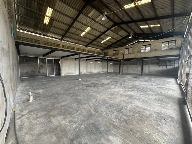 ให้เช่าโกดัง 500 ตร.ม. สำนักงาน 200 ตร.ม. ซอยเทศบาลบางปู 54 ใกล้ BTS เคหะ 5