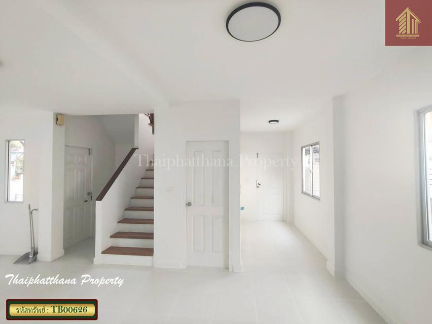 เอโทล มัลดีฟส์ ปาล์ม บางนา-วงแหวน 4