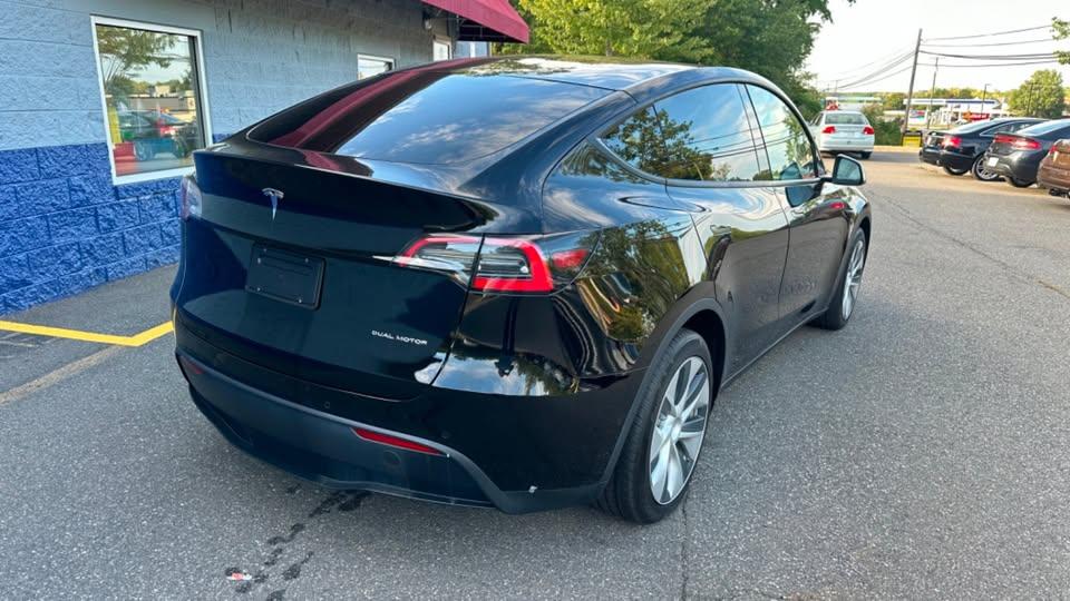 Tesla Model Y รถไฟฟ้ามือสอง สภาพสวยมาก 4