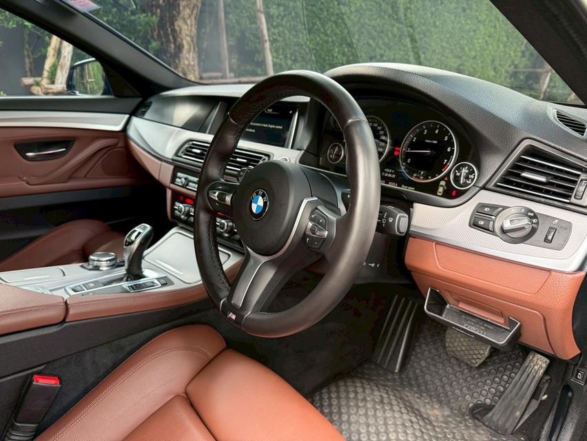 BMW 528i M Sport LCi ปี ปี15 จด16 สีดำสวยสุดในรุ่น ใช้น้อยไมล์ 8