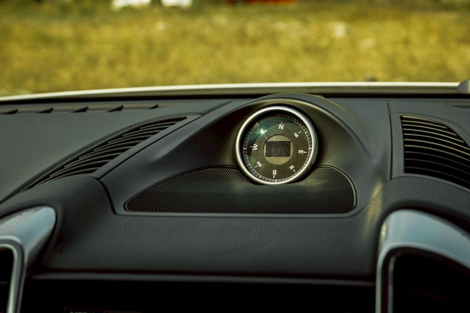 รหัสรถ CBL7569 PORSCHE CAYENNE 3.0 S Hybrid 4WD AT 2014 รูปที่ 17