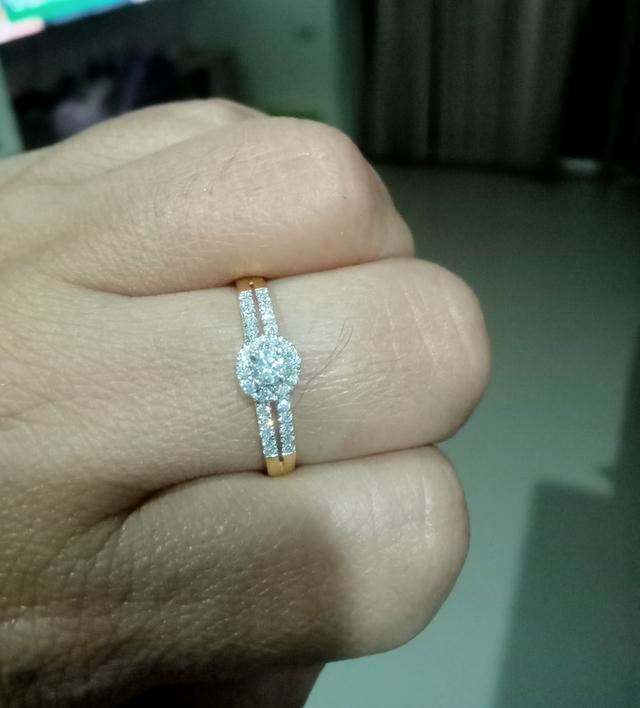 แหวนเพชรเครื่องประดับ