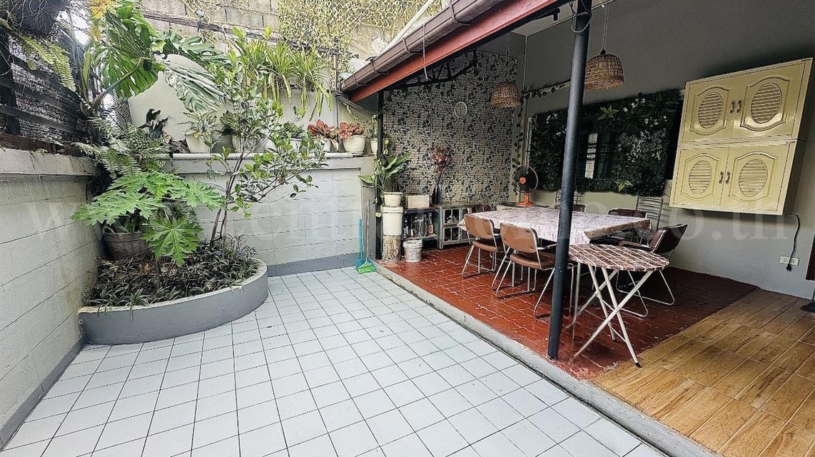 ทาวน์โฮม 3 ชั้น 45 ตร.วา ซอยรามคำแหง 65 (ลาดพร้าว 122 มหาดไทย) พร้อมอยู่ 10