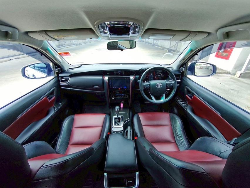 รหัสรถ CAT53 2018 Toyota Fortuner 2.8V TRD Sportivo Black Top ตัวท๊อป 10