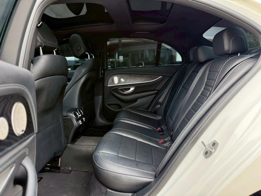 ปี 2021 BENZ E-CLASS, E300e 2.0 AMG DYNAMICโฉม W213 ปี16-24 (facelift) สีขาว รูปที่ 10