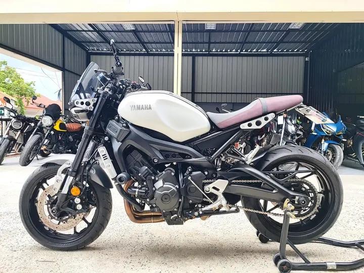 มอเตอร์ไซค์สภาพนางฟ้า Yamaha XSR 900 3