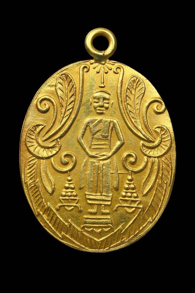 เหรียญหลวงพ่อวัดบ้านแหลม เหรียญรุ่นแรก 2460 เนื้อทองคำ (Rian Luang Phor Wat Baan Laem) 1