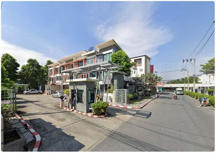 Th-124 : ทาวน์โฮม 3 ชั้น 17 ตร.วา Sixnature Watcharapol ซ.วัชรพล 2 (หลังตลาดถนอมมิตร) บางเขน 10