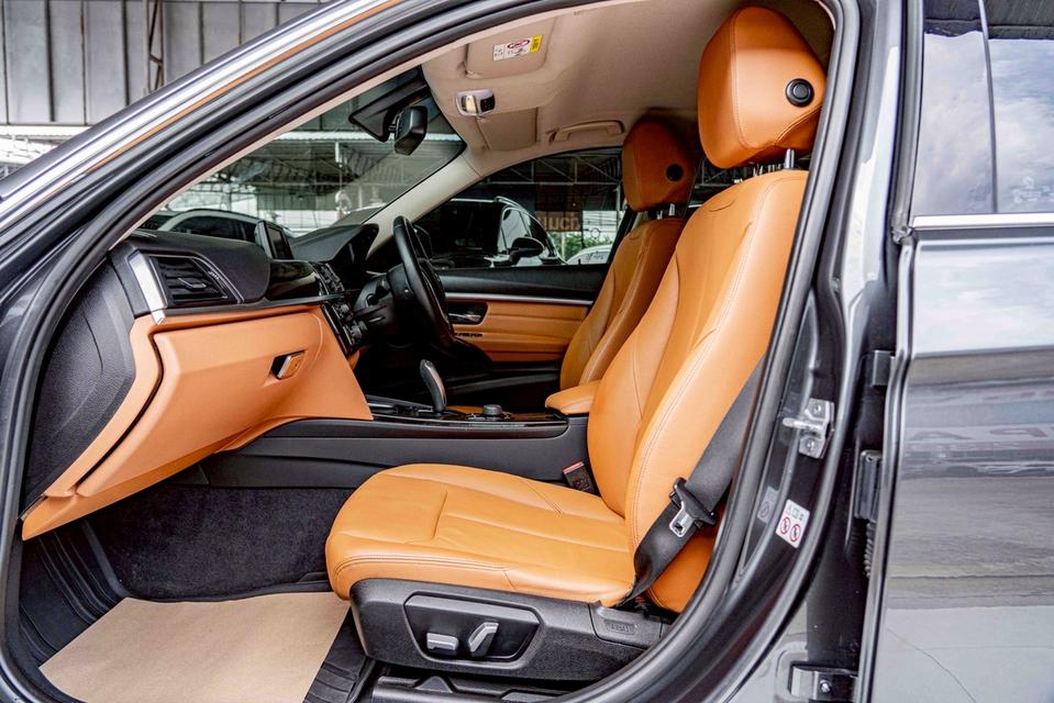 รหัสรถ NP6285 BMW 320d ICONIC LCI 2018 11