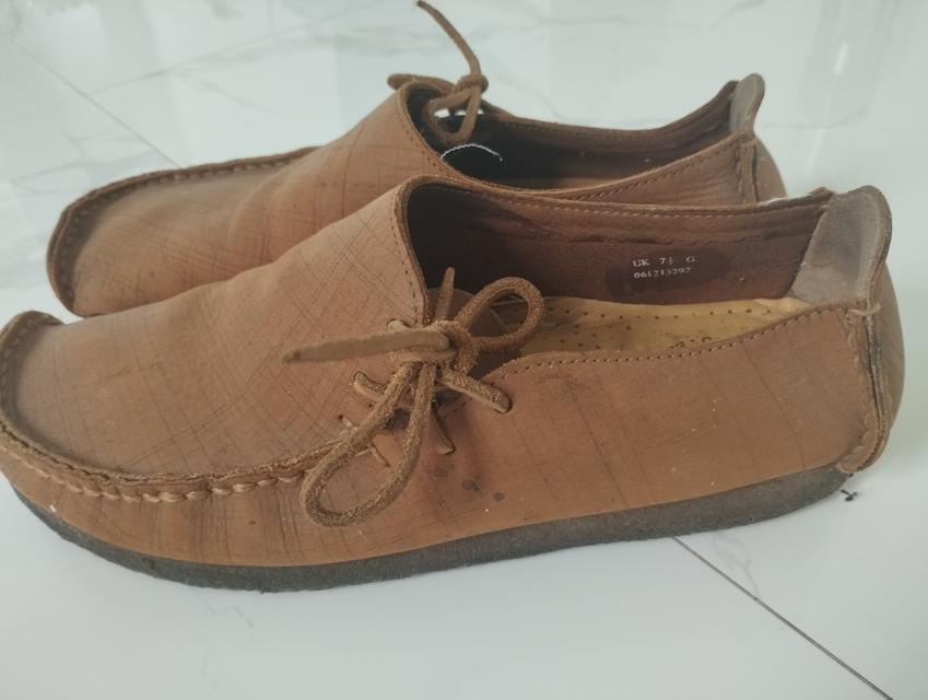 รองเท้ามือสอง Clarks 4