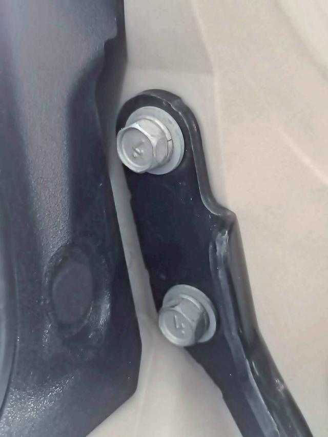 Nissan Xtrail 2.0V Hybrid 4wd ปี16 18