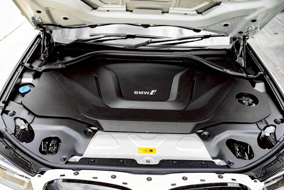 รหัสรถ PR6969 BMW iX3 M-Sport Pro Package (Model G01 LCI)