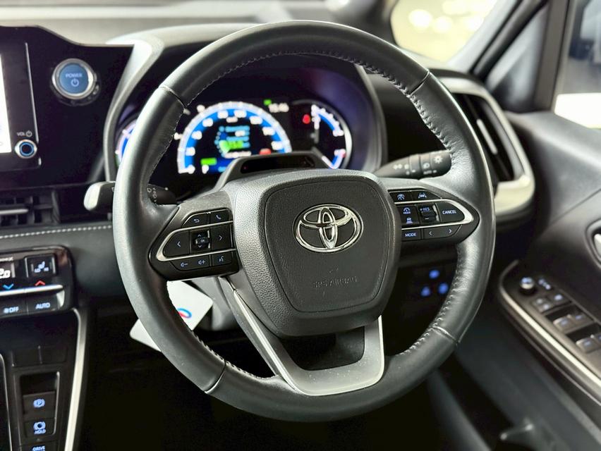 ขาย Toyota Noah 1.8Hybrid SZ ปี22 10