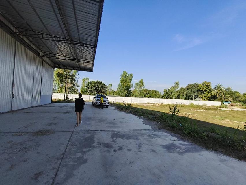 🏭 ให้เช่าโรงงานพร้อมโกดังขนาดใหญ่ | พื้นที่สีม่วง มีใบอนุญาต รง.4 พร้อมดำเนินกิจการ 📍 ตำบลหนองชุมพล อำเภอเขาย้อย จังหวัดเพชรบุรี . โรงงานทำเลดี ติดถ 10