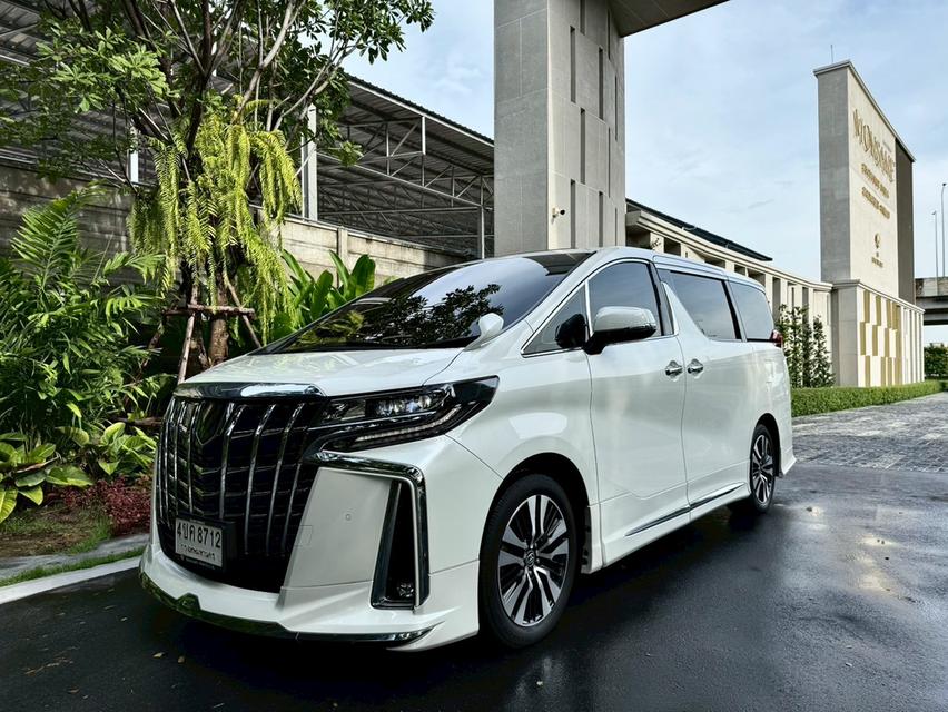 Alphard 2.5 SC Package ปี 23 รถบ้านเจ้าของเดียว ไมล์น้อย